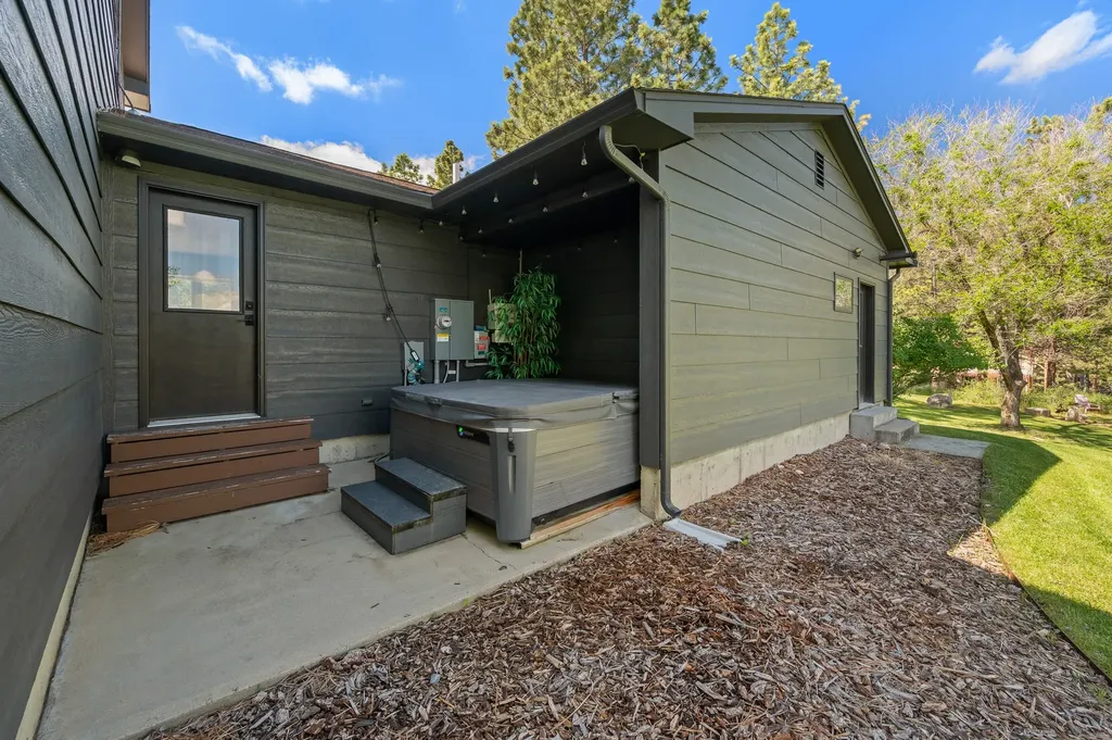 2530 Flowerree Street Helena MT 59601