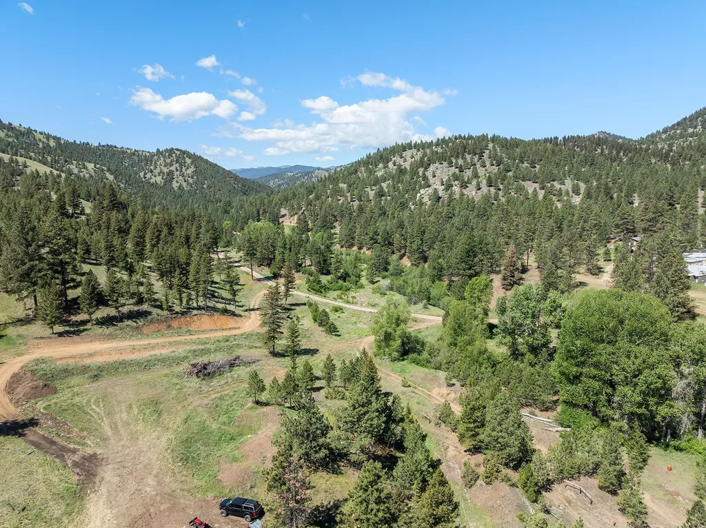 Tbd Clancy Creek Road Clancy MT 59634