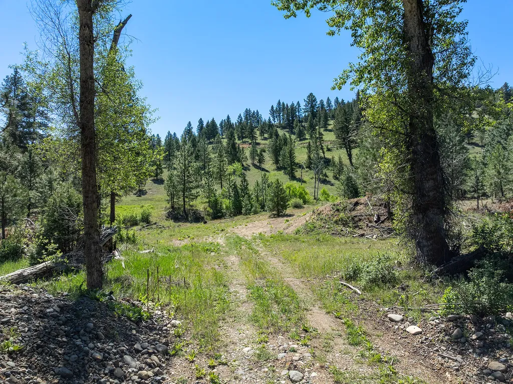 Tbd Clancy Creek Road Clancy MT 59634