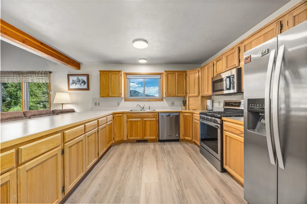 561 Camas Creek Loop Hamilton MT 59840