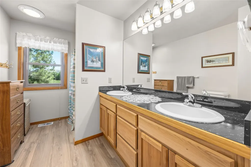 561 Camas Creek Loop Hamilton MT 59840
