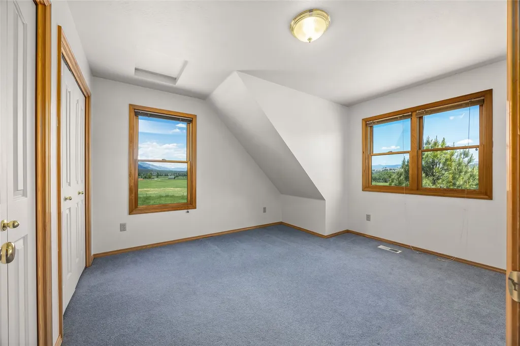 561 Camas Creek Loop Hamilton MT 59840