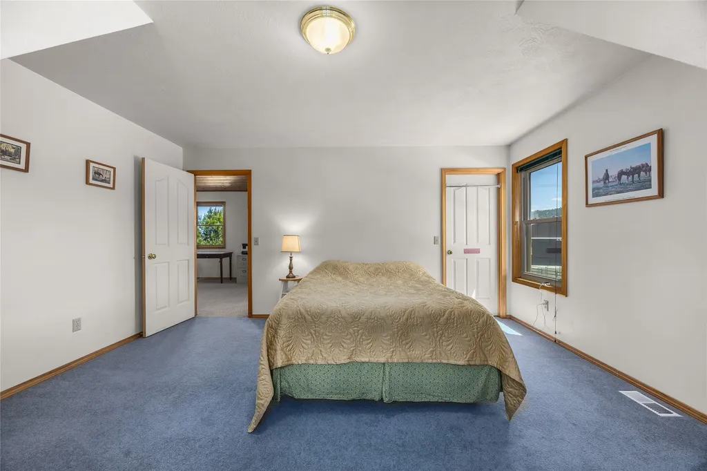 561 Camas Creek Loop Hamilton MT 59840