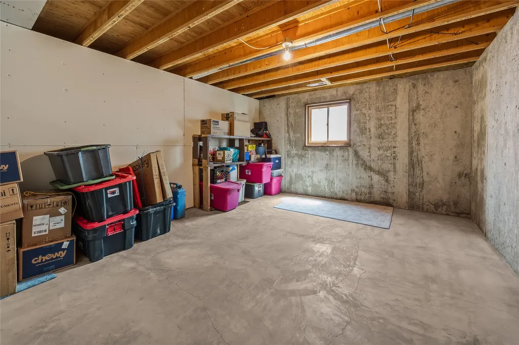 561 Camas Creek Loop Hamilton MT 59840