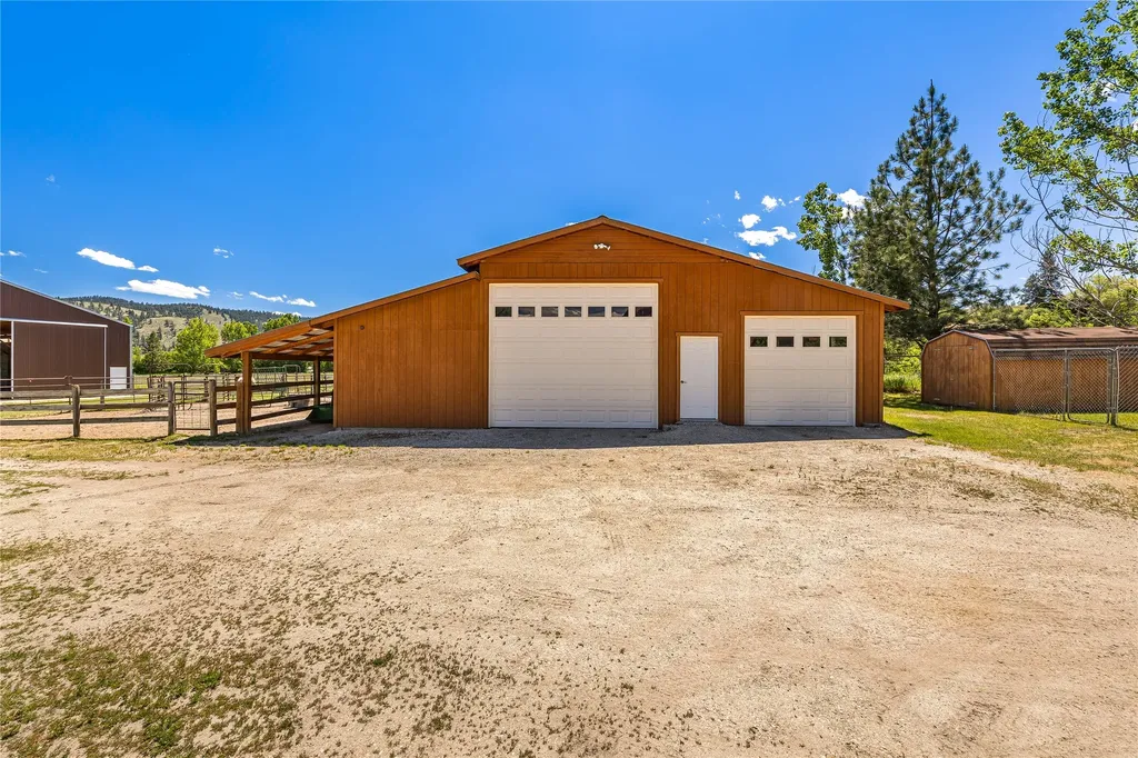 561 Camas Creek Loop Hamilton MT 59840