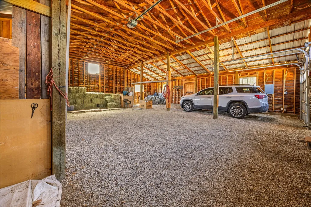 561 Camas Creek Loop Hamilton MT 59840