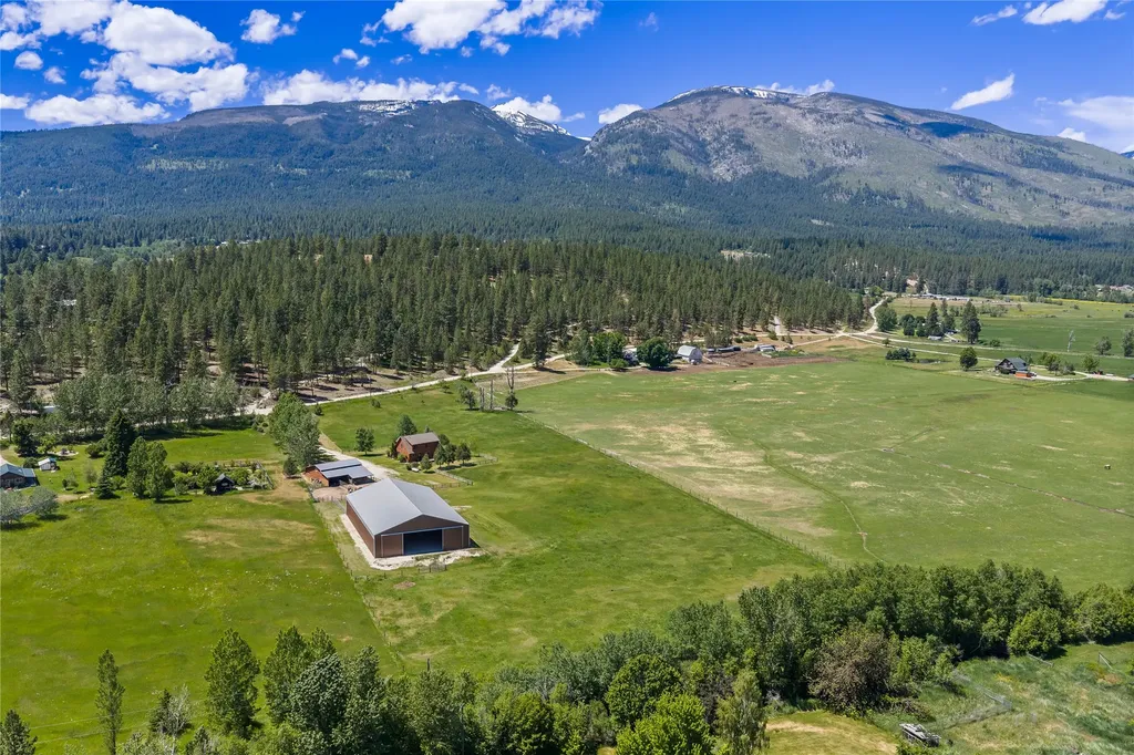 561 Camas Creek Loop Hamilton MT 59840
