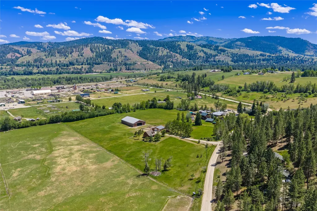 561 Camas Creek Loop Hamilton MT 59840