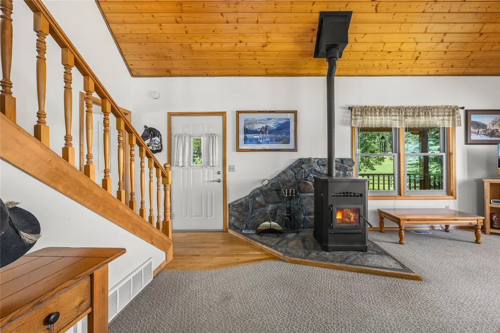561 Camas Creek Loop Hamilton MT 59840