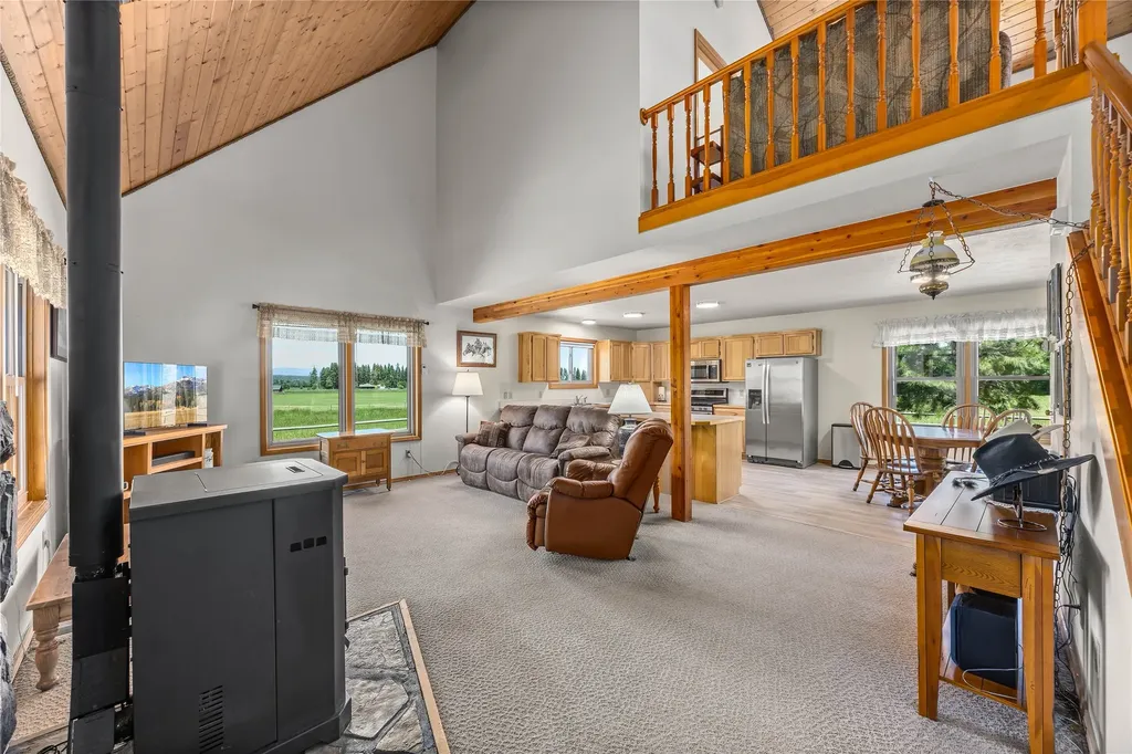 561 Camas Creek Loop Hamilton MT 59840