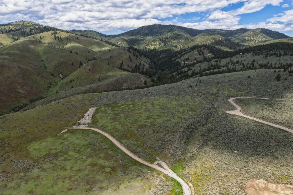 20774 Prairies End Trail Florence MT 59833