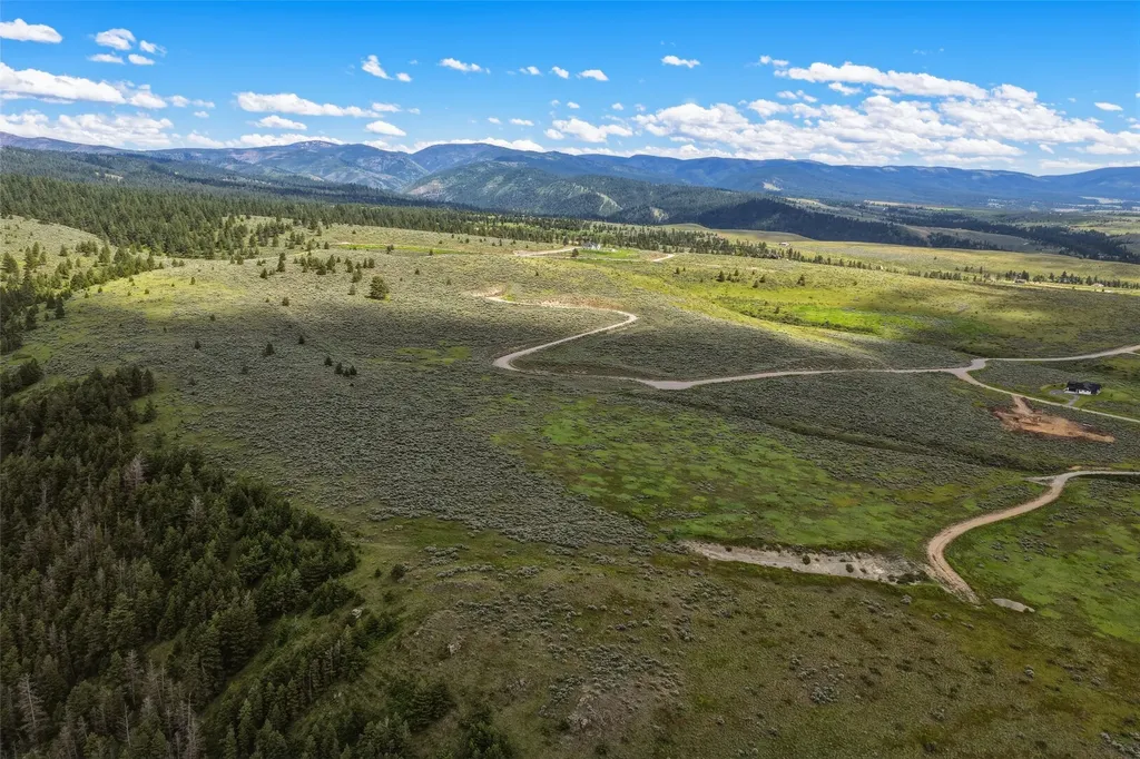20774 Prairies End Trail Florence MT 59833