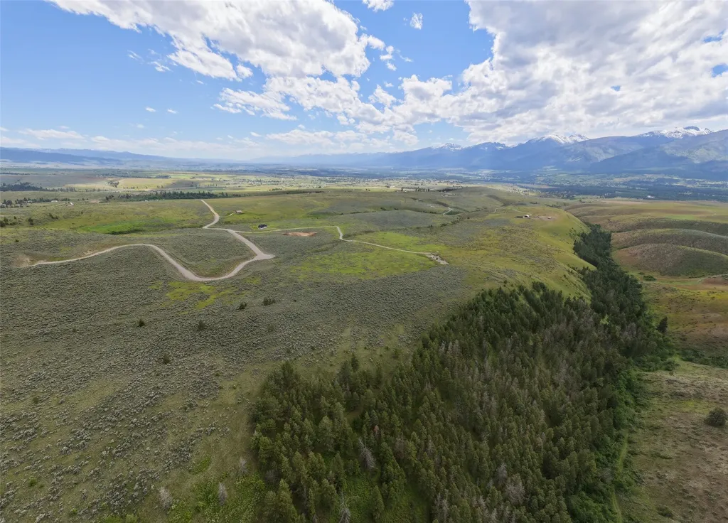 20774 Prairies End Trail Florence MT 59833