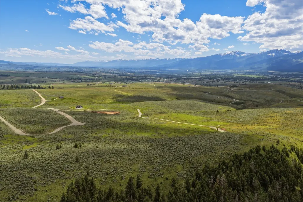 20774 Prairies End Trail Florence MT 59833