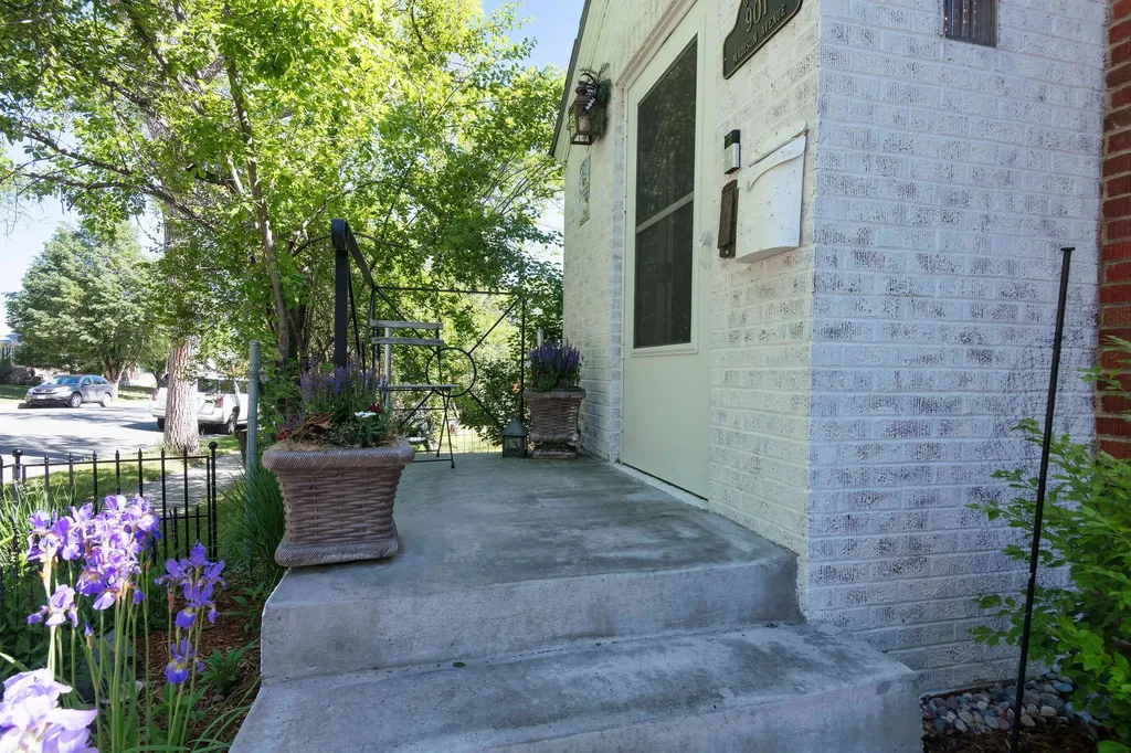 901 Madison Avenue Helena MT 59601
