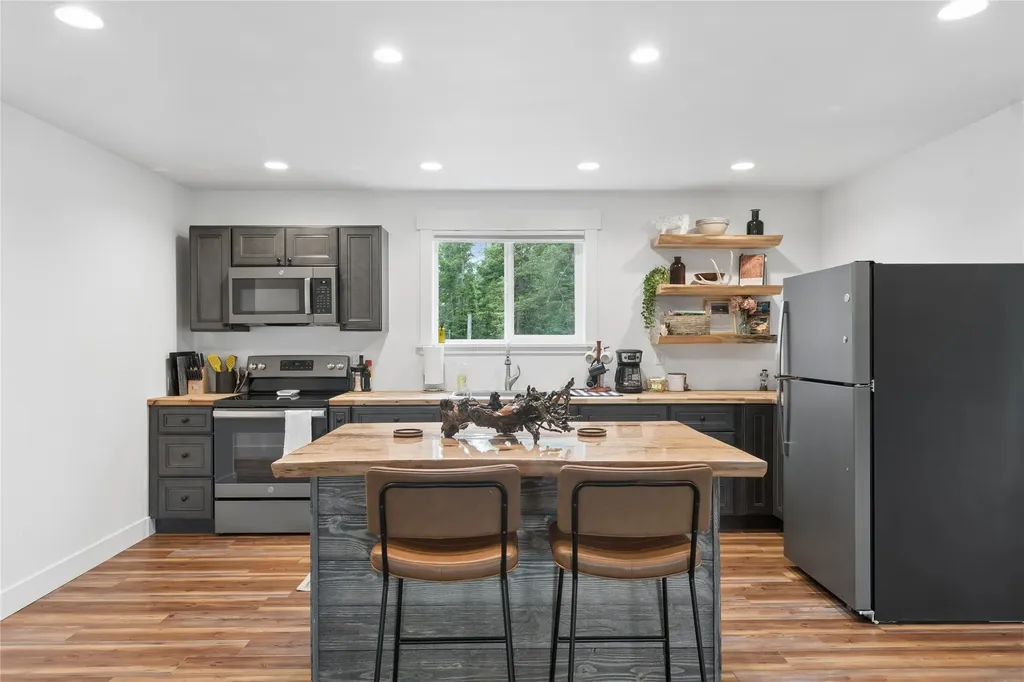 1221 Grand Fir Road Bigfork MT 59911