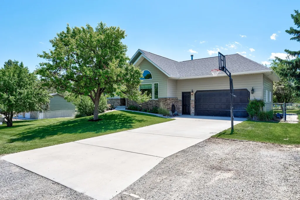 215 Katy Court Helena MT 59602
