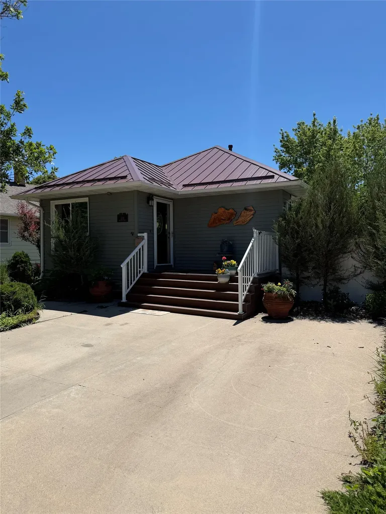 2116 8th Avenue N Great Falls MT 59401