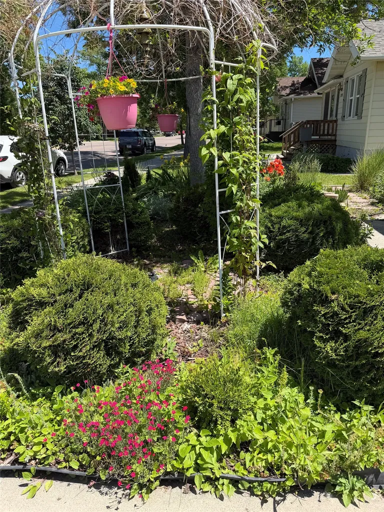 2116 8th Avenue N Great Falls MT 59401