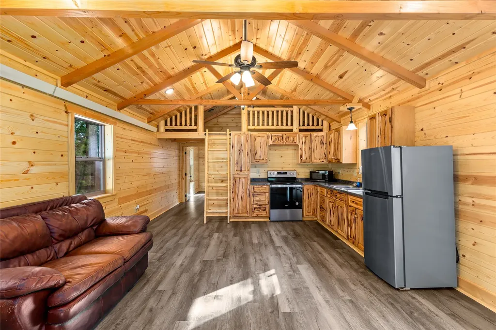 20245 Swan View Road Rollins MT 59931