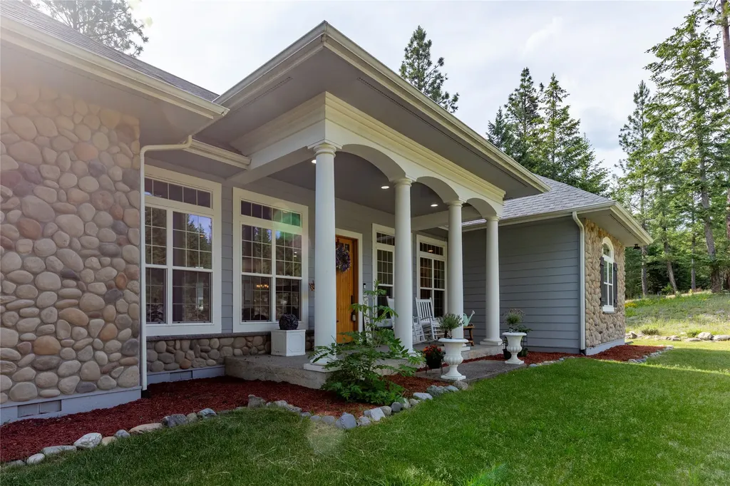 20245 Swan View Road Rollins MT 59931