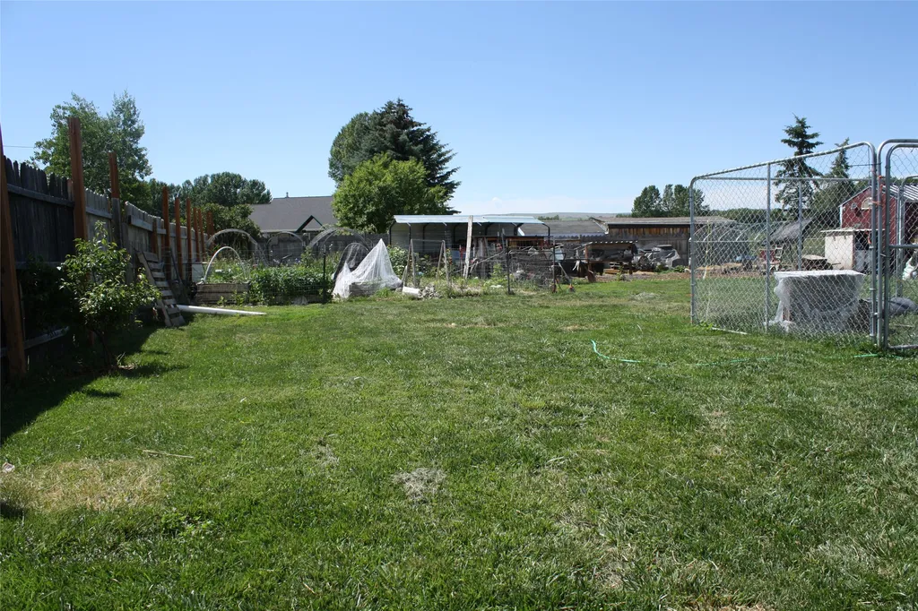 354 Ole Depot Road Gallatin Gateway MT 59730