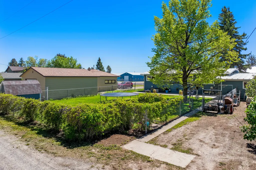 203 3rd Avenue SW Fairfield MT 59436