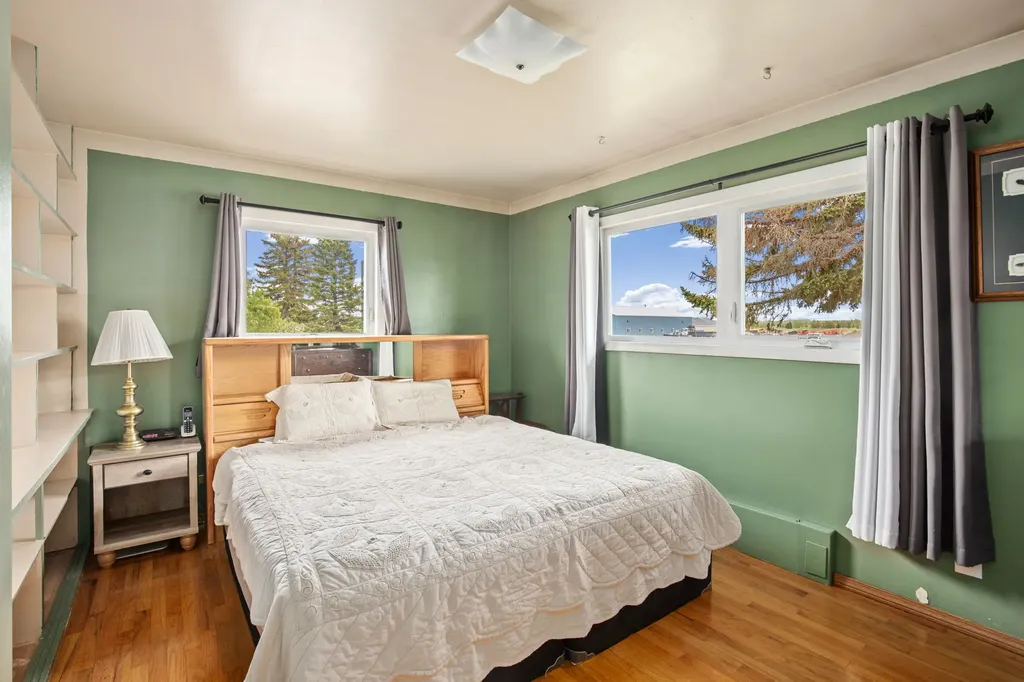 203 3rd Avenue SW Fairfield MT 59436