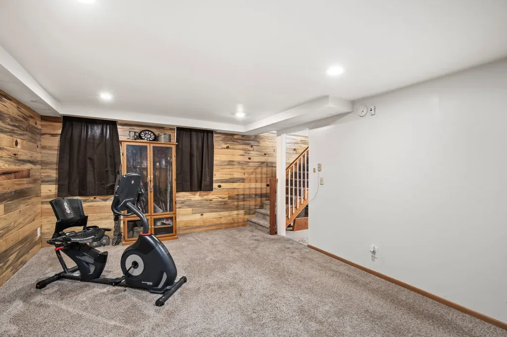 203 3rd Avenue SW Fairfield MT 59436