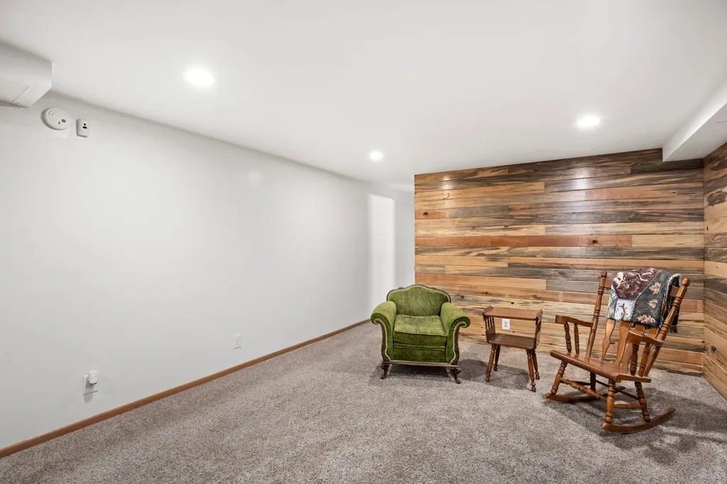 203 3rd Avenue SW Fairfield MT 59436