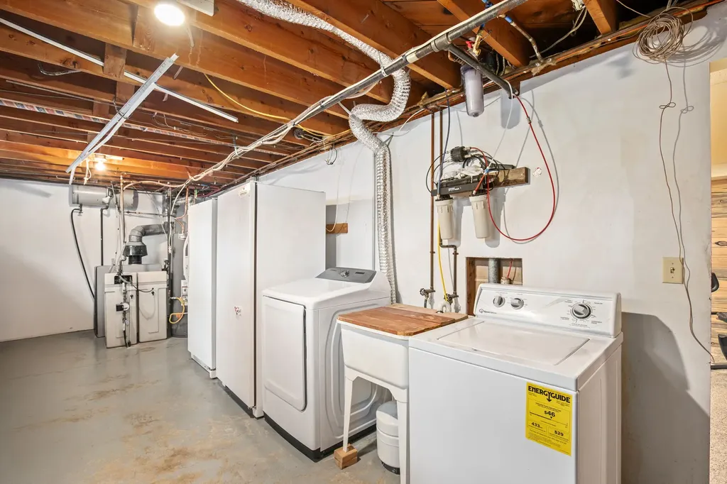 203 3rd Avenue SW Fairfield MT 59436