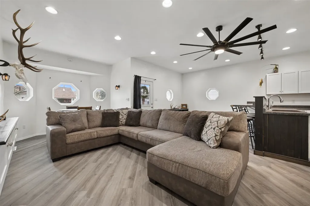 1256 E 2nd Street Butte MT 59701