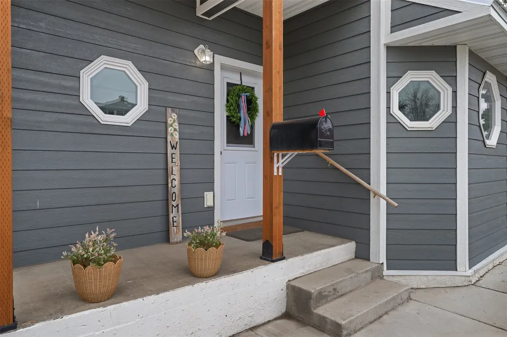 1256 E 2nd Street Butte MT 59701