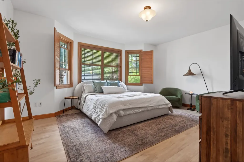 895 Cap Road Helena MT 59602
