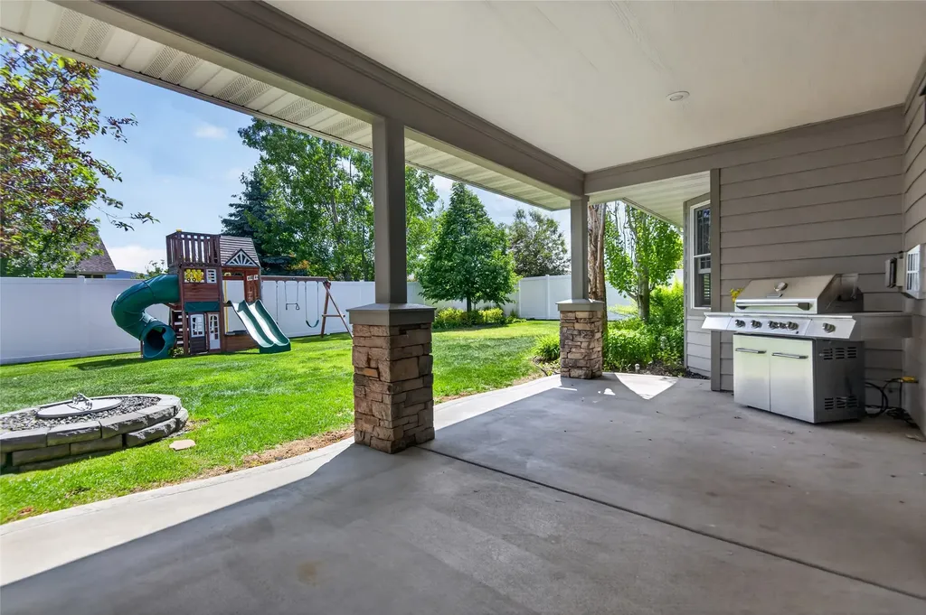 895 Cap Road Helena MT 59602
