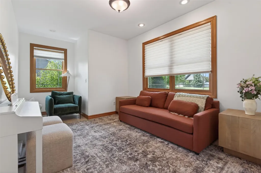 895 Cap Road Helena MT 59602
