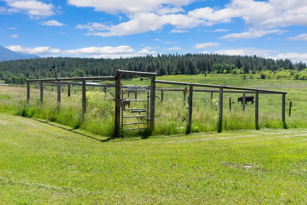 32003 Mission Creek Road St Ignatius MT 59865
