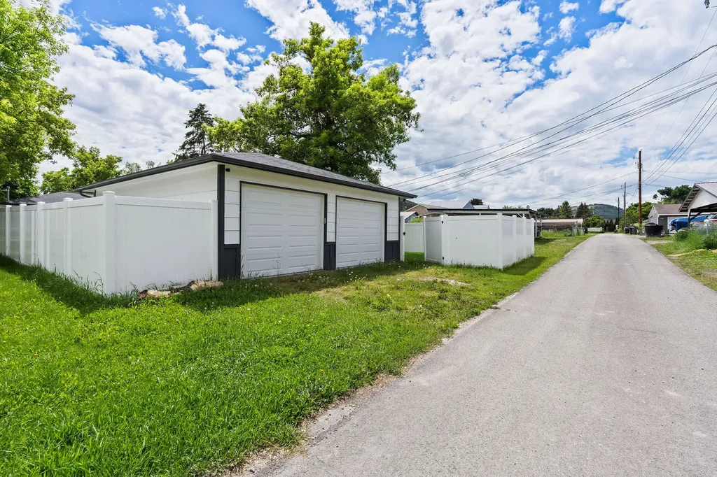 1125 6th Street W Kalispell MT 59901