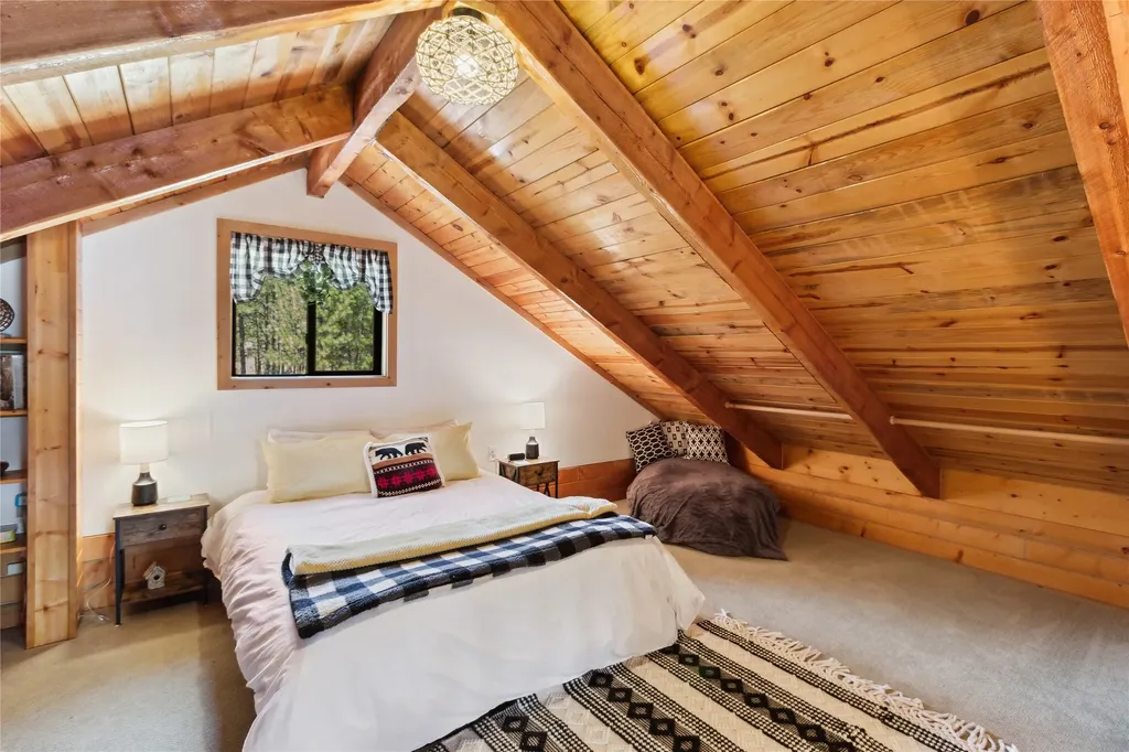 168 Carpenter Lane Eureka MT 59917