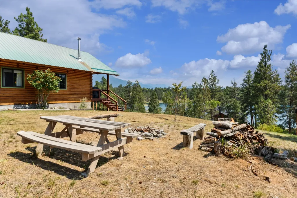 168 Carpenter Lane Eureka MT 59917