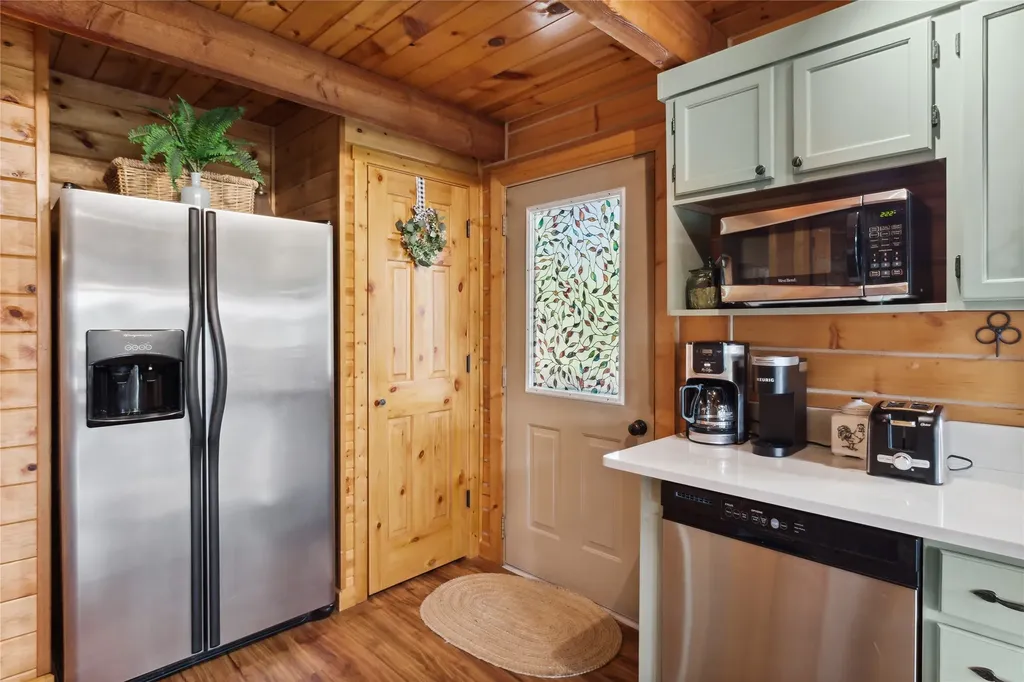 168 Carpenter Lane Eureka MT 59917