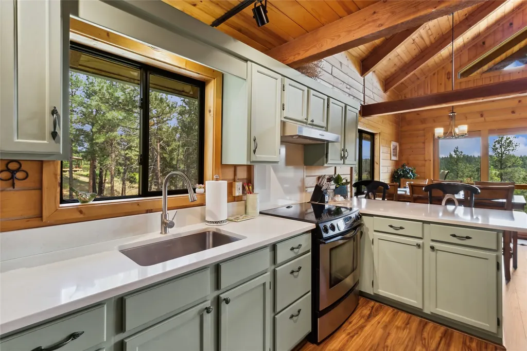 168 Carpenter Lane Eureka MT 59917
