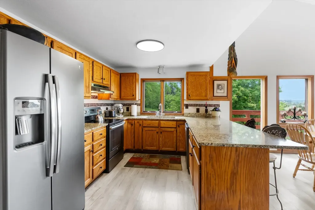 33398 Hellroaring Road Polson MT 59860