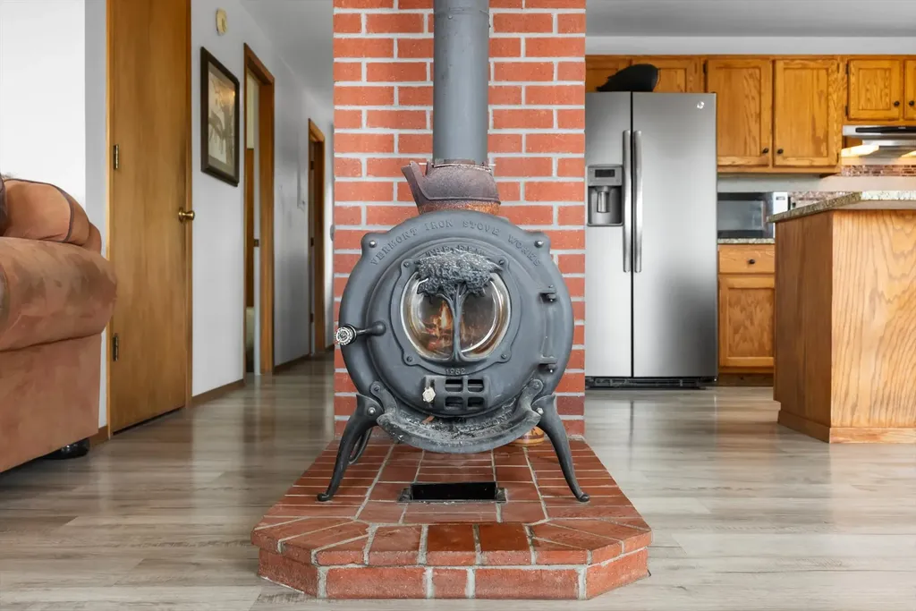 33398 Hellroaring Road Polson MT 59860
