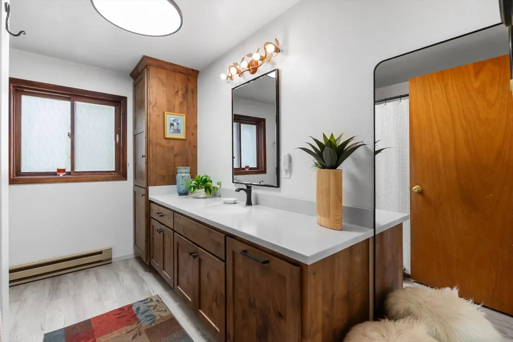 33398 Hellroaring Road Polson MT 59860