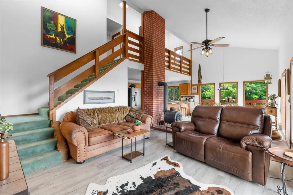 33398 Hellroaring Road Polson MT 59860