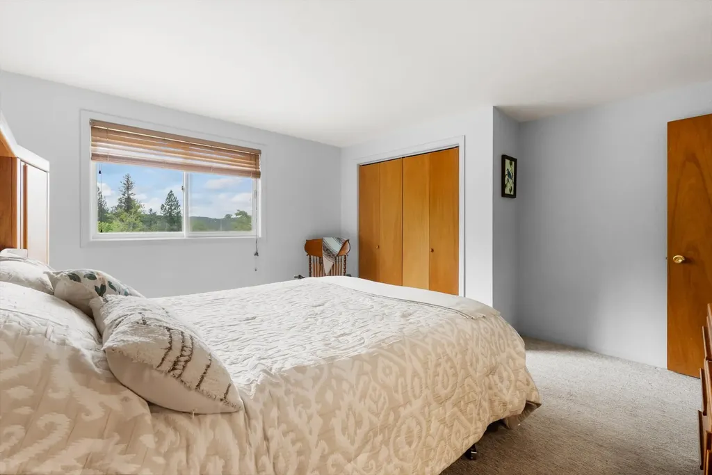 33398 Hellroaring Road Polson MT 59860