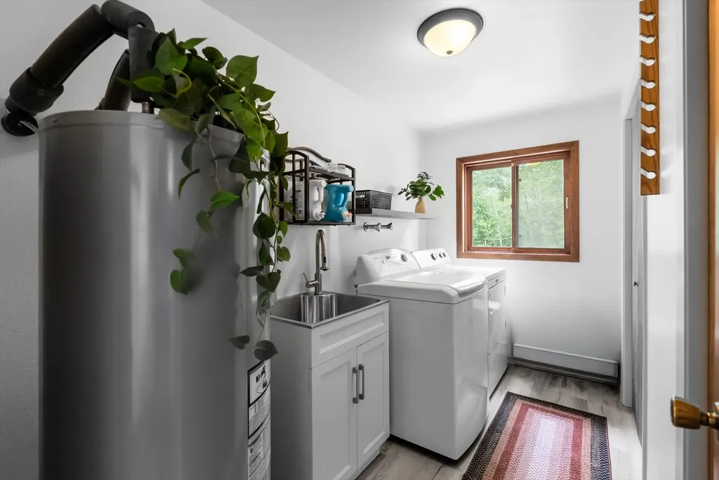 33398 Hellroaring Road Polson MT 59860