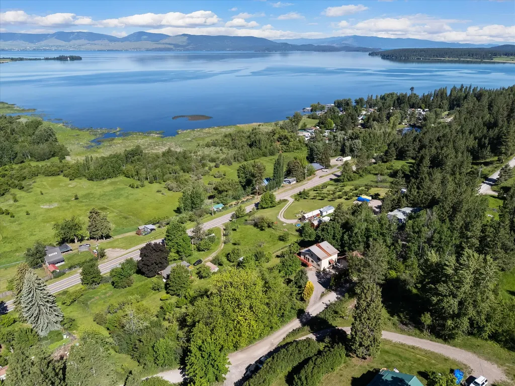 33398 Hellroaring Road Polson MT 59860