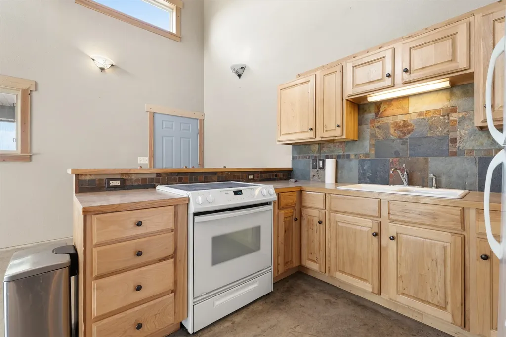 642 Deer Haven Drive Deer Lodge MT 59722
